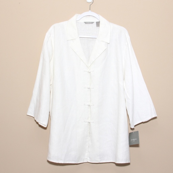 Liz Claiborne Tops - NWT Liz Claiborne 100% Linen Ivory Top Size 2X